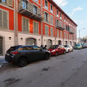 https://primopiano-zumbini.italymilanhotels.net
