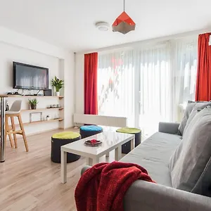 https://modern-four-bedroom-apartment-in-palace-district.inbudapesthotels.com